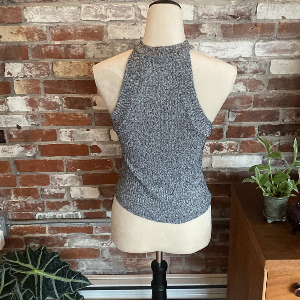 Women’s Gray Knit Halter Tank Top - Picture 5 of 6